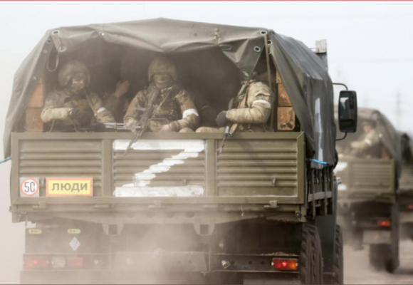 RUSSIAN SOLDIERS INVADE UKRAINE WITH MASSIVE FORCE