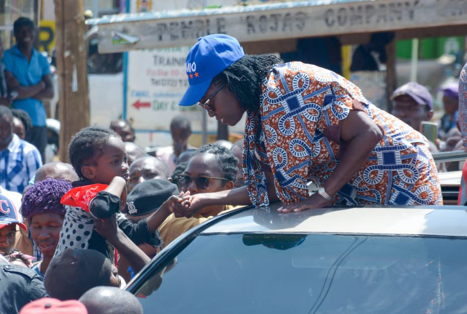 Karua and Little Girl