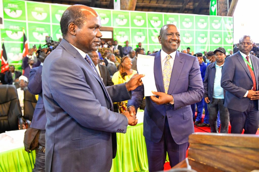 Chebukati Hands Certificate