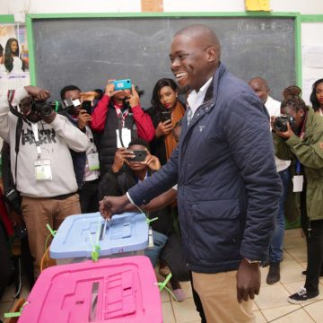 SAKAJA WINS NAIROBI GOV RACE, PASSARIS WINS WOMAN REP, SIFUNA WINS SENATE SEAT